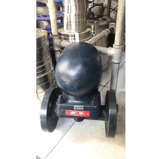 Bẫy hơi dạng banh gang nối bích DN40